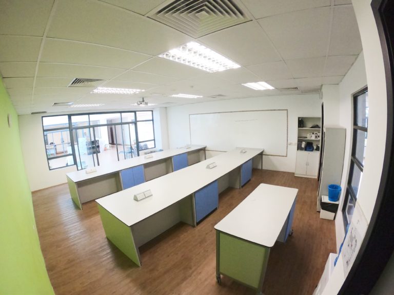 Computing Lab Featuring Pedestal System installed by S+B UK at the BIS Kuala Lumpur